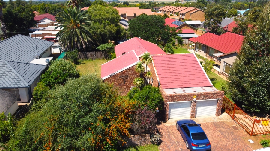 3 Bedroom Property for Sale in Potchefstroom North West